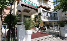 Hotel Cosmos